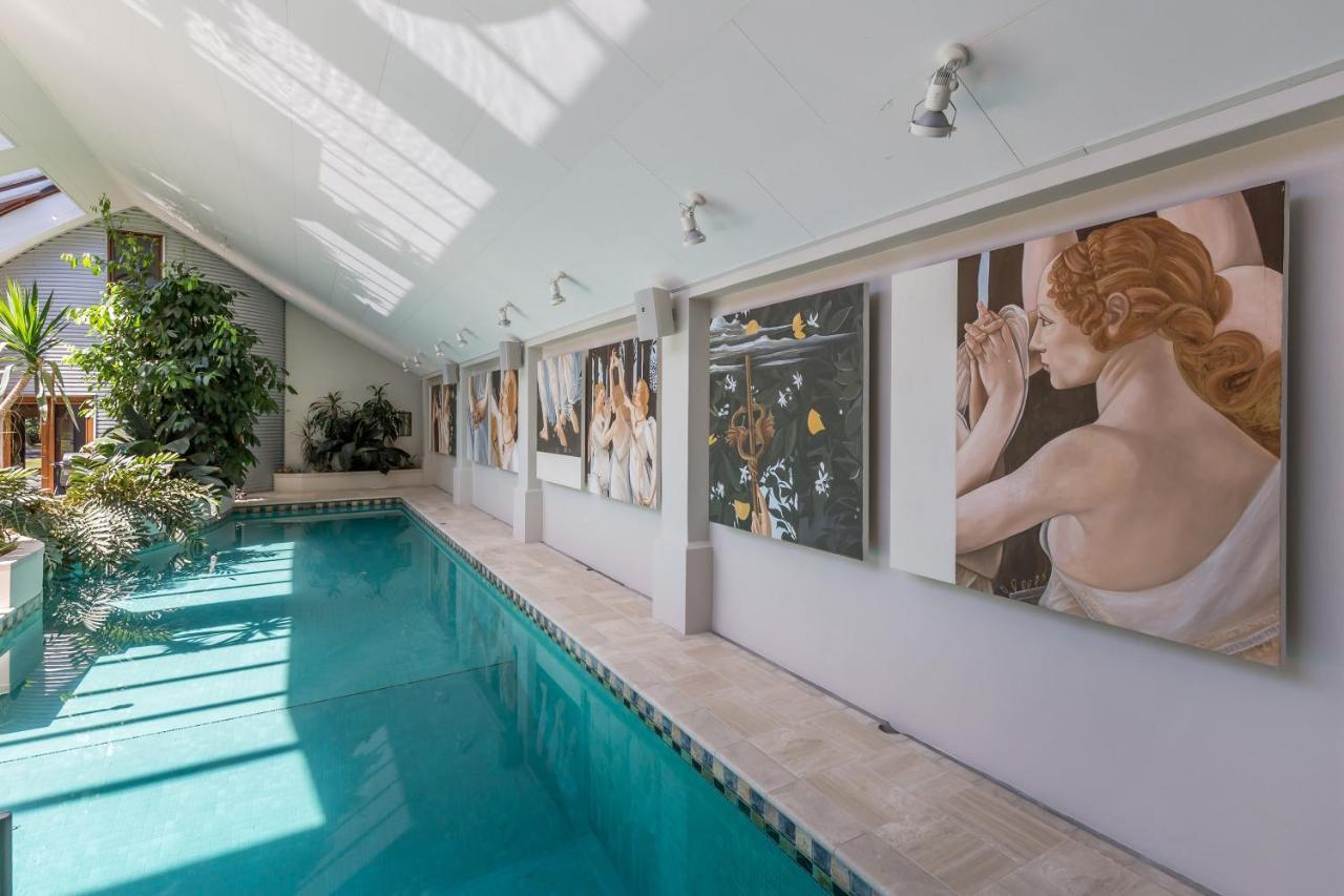 Bond Estate Luxury Accommodation Christchurch Eksteriør billede