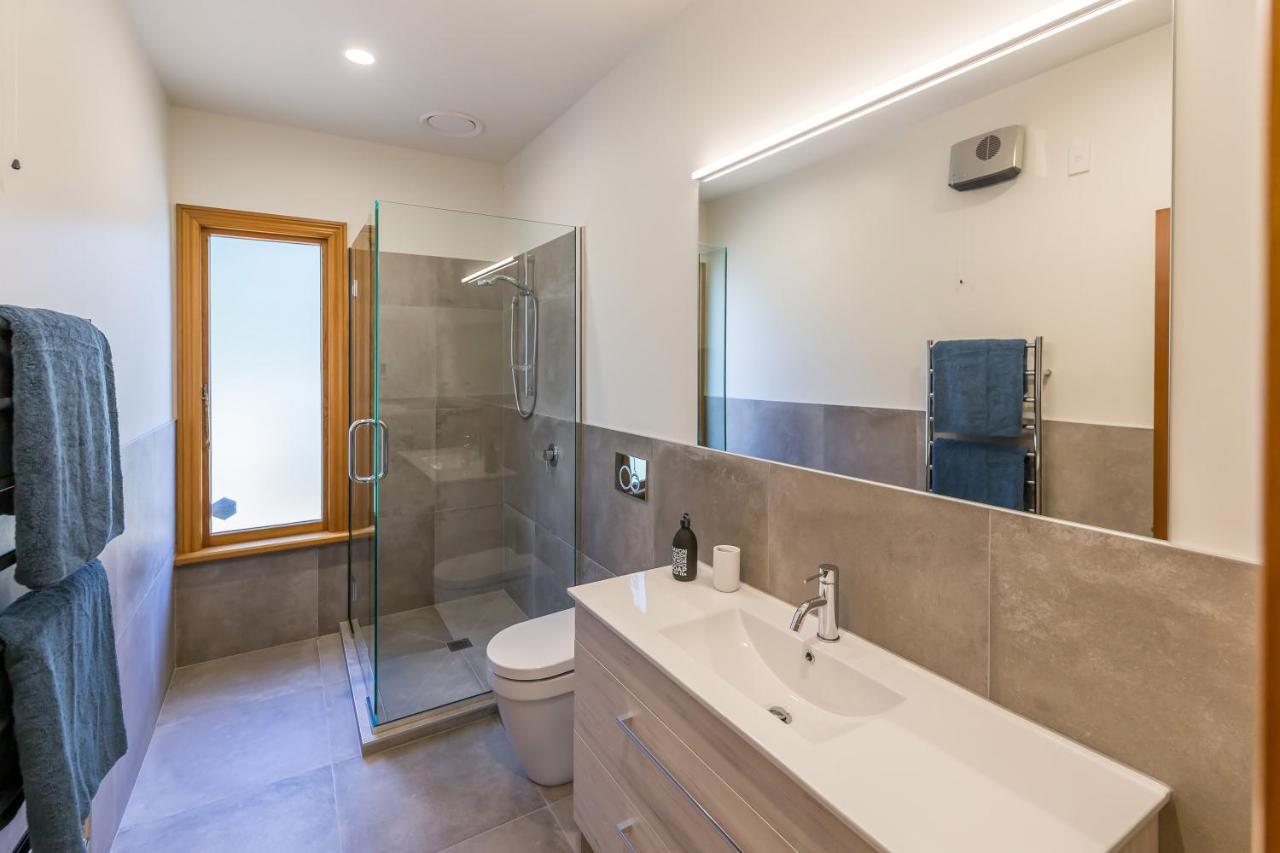 Bond Estate Luxury Accommodation Christchurch Eksteriør billede