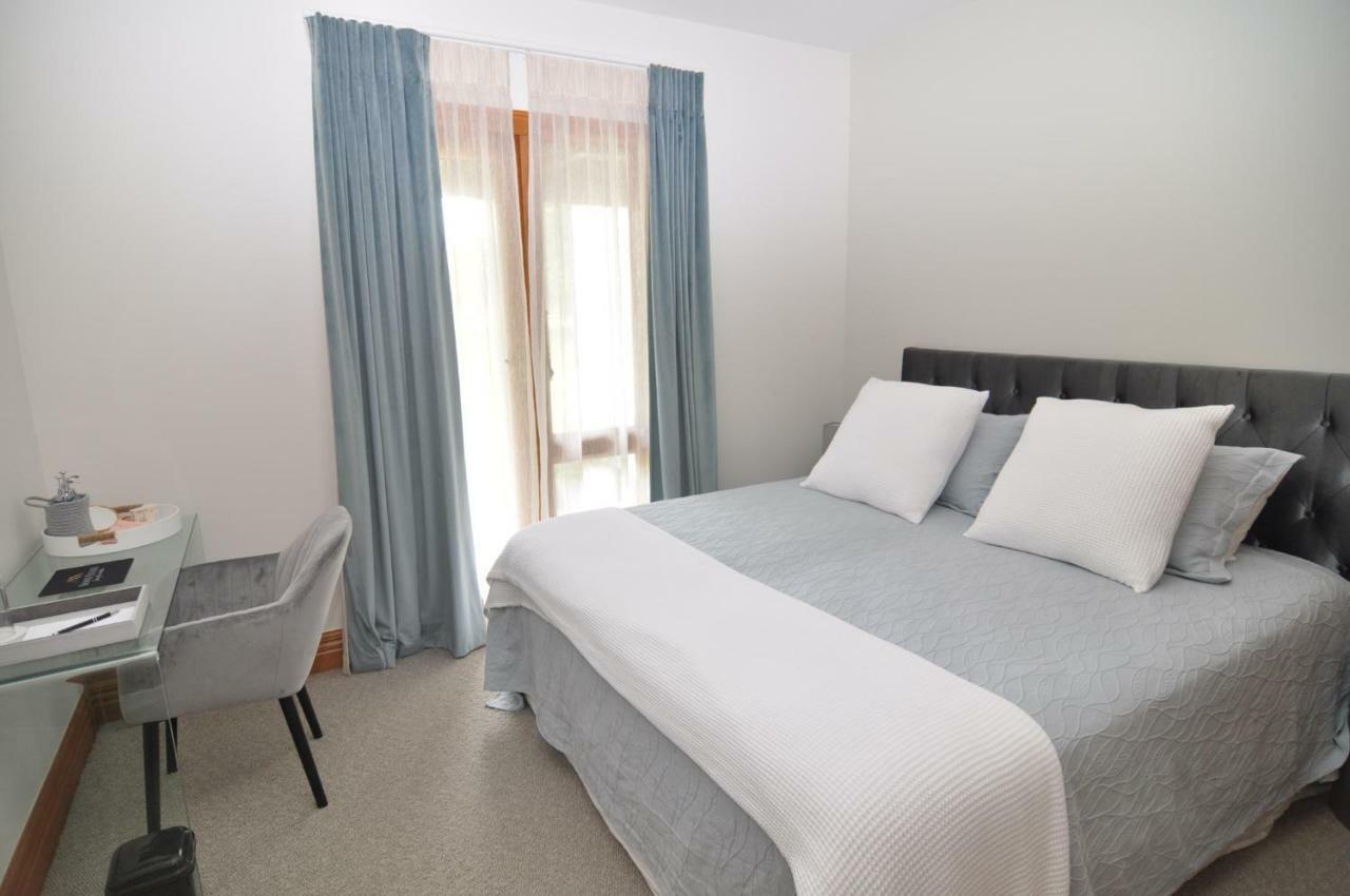 Bond Estate Luxury Accommodation Christchurch Eksteriør billede